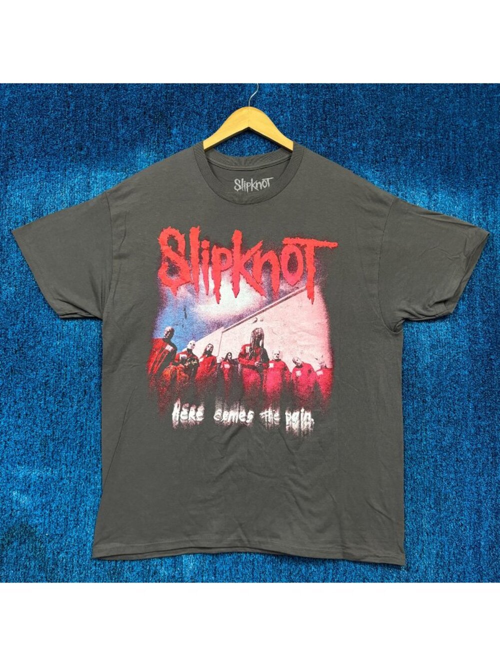 Slipknot “Here Comes Pain” Graphic T-Shirt Size Extra Large